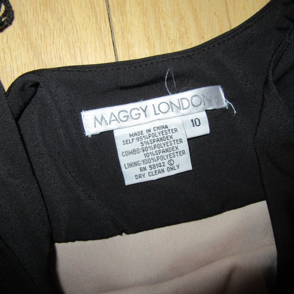 VINTAGE MAGGIE LONDON DRESS/BLACK/SLEEVELESS/STRIPED/SHEER/SIZE 10! - Picture 3 of 5